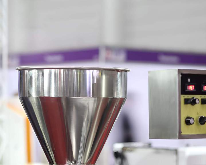 Entonnoirs industriels adaptés à vos besoins