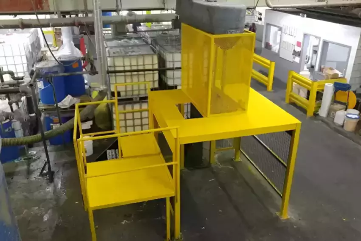 Custom steel structure Blainville